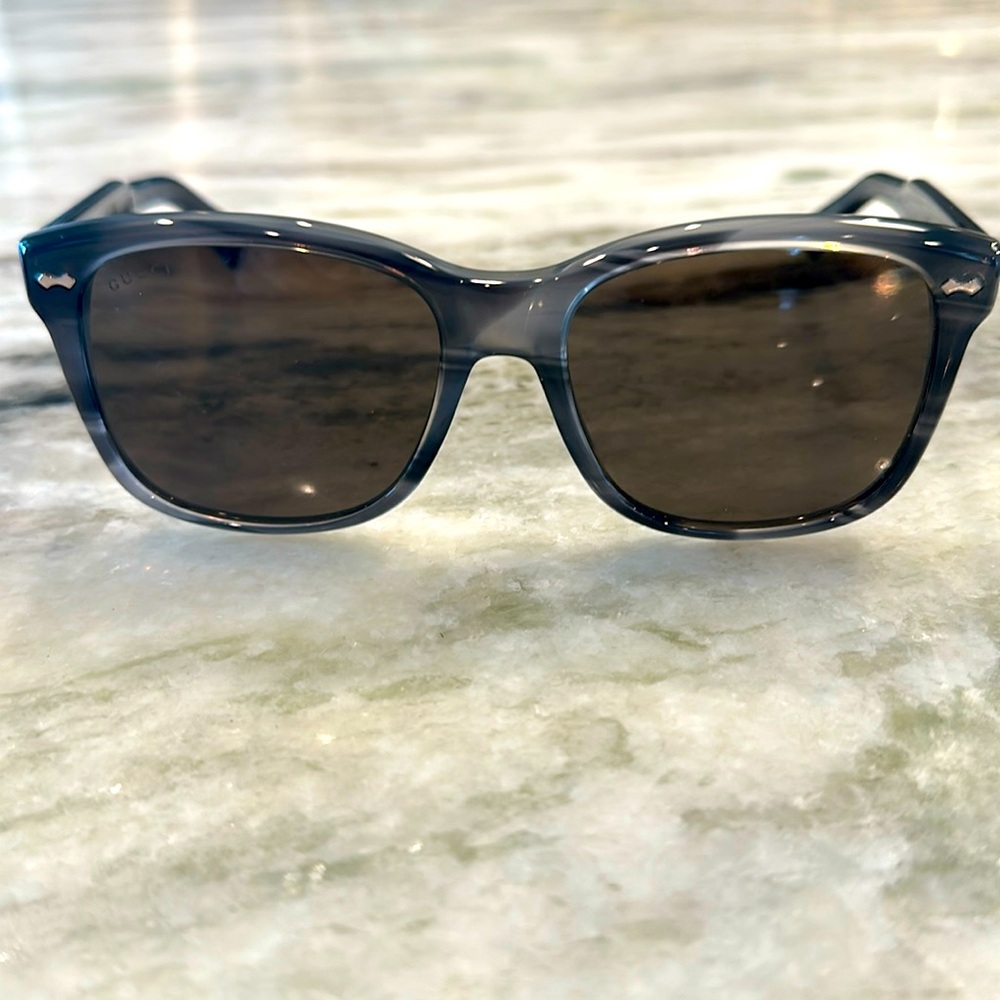 Gucci unisex grey tortoise sunglasses
